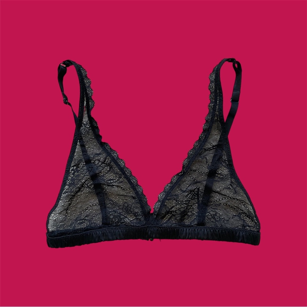 Black lace bralette